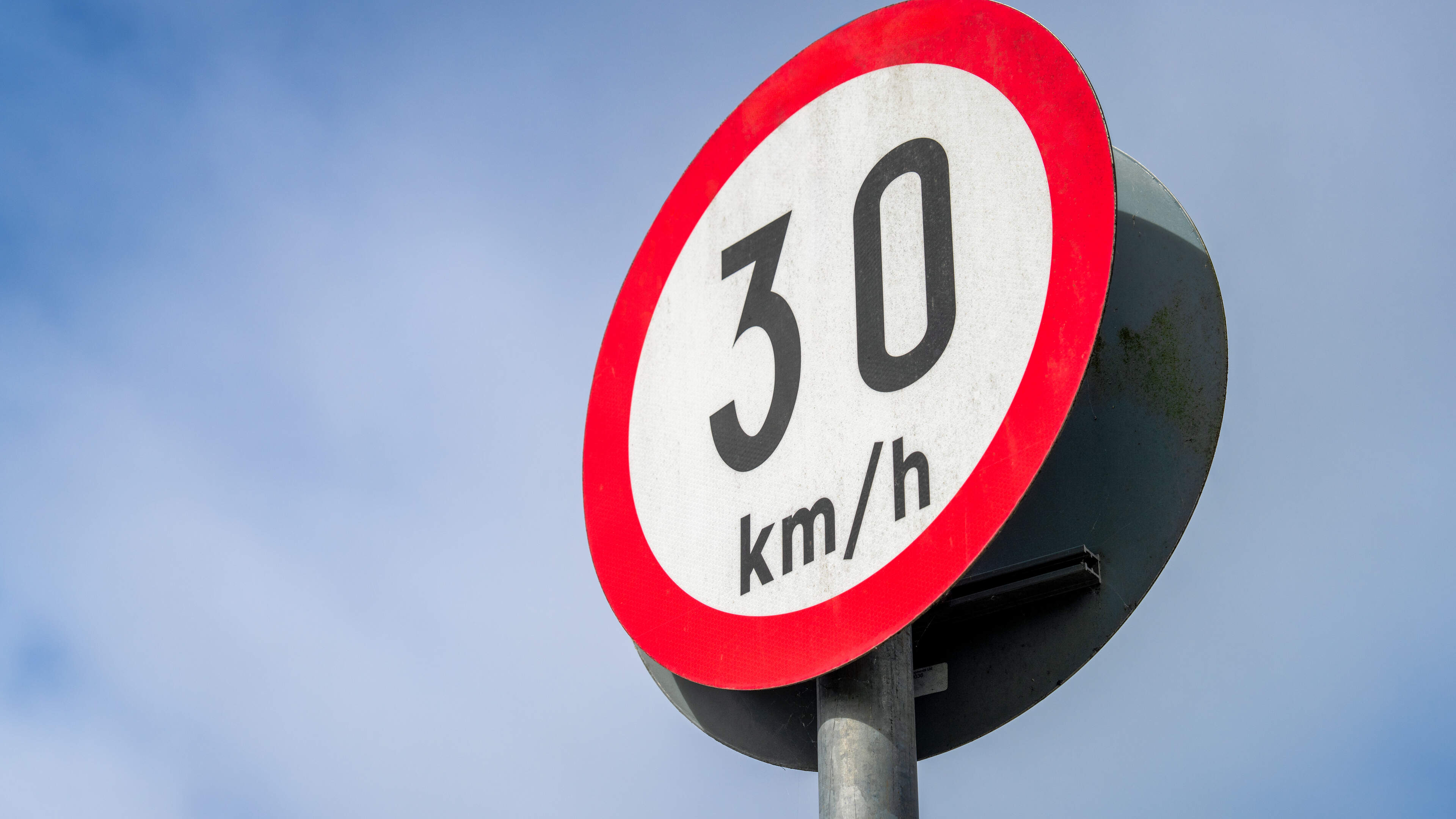 Proposal in Cork for four separate speed zones on 1km stretch of busy road blasted as ‘lunacy’